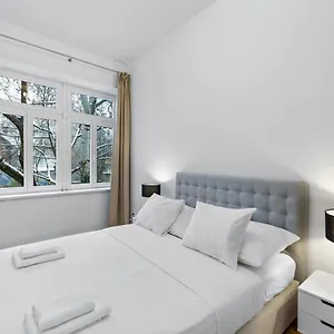 https://chic-residences-suite-6-brand-new.vienna-besthotels.com